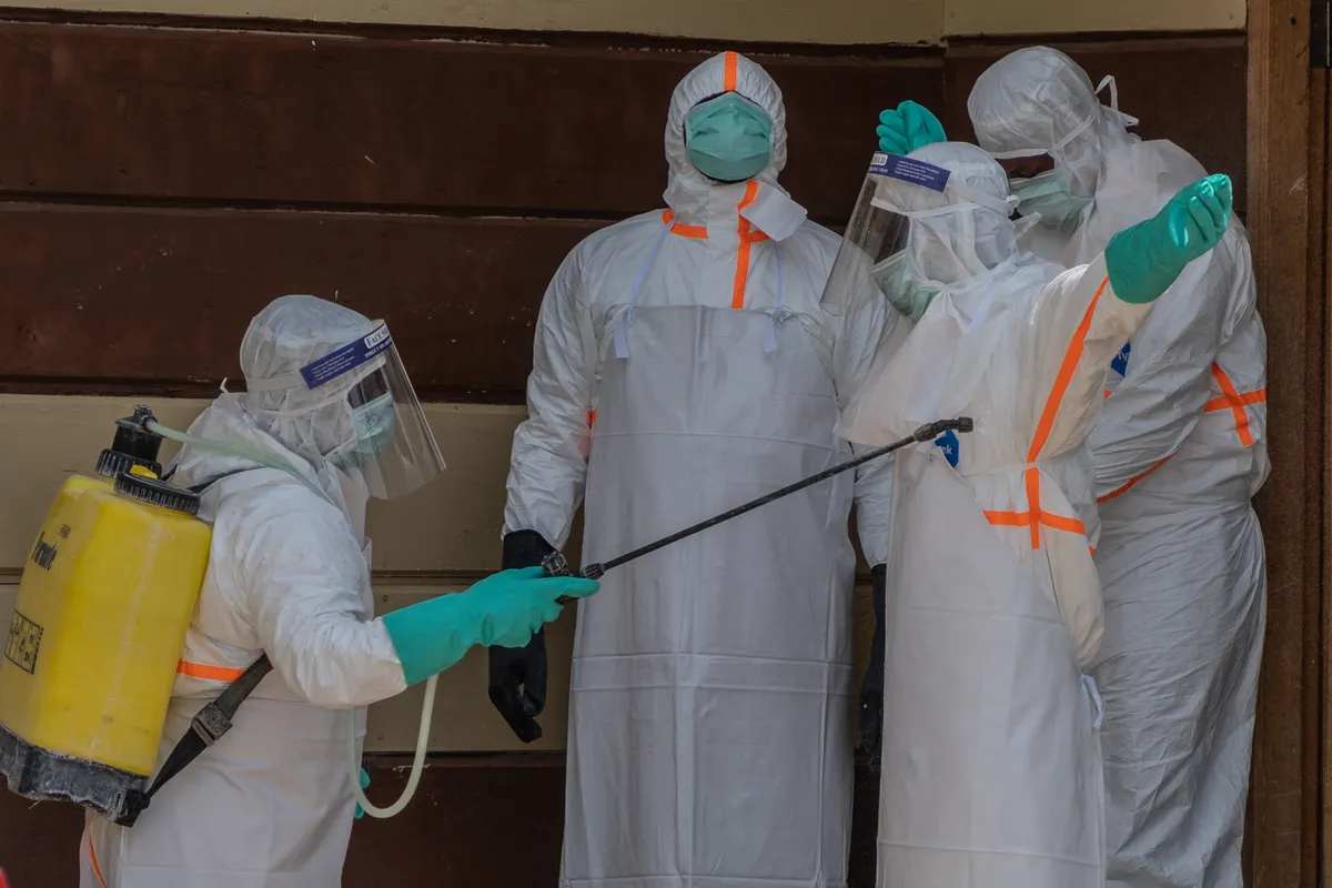 Ebola - mối đe dọa vẫn hiện hữu- Ảnh 1.