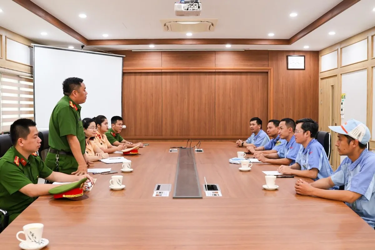 H&agrave; Nội tổng r&agrave; so&aacute;t phương tiện của c&ocirc;ng nh&acirc;n tại khu c&ocirc;ng nghiệp, doanh nghiệp - Ảnh 1.