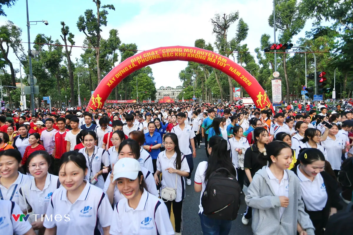 Lãnh đạo và dân TP Hồ Chí Minh tham gia chạy bộ hưởng ứng xây dựng địa bàn không ma túy- Ảnh 4.
