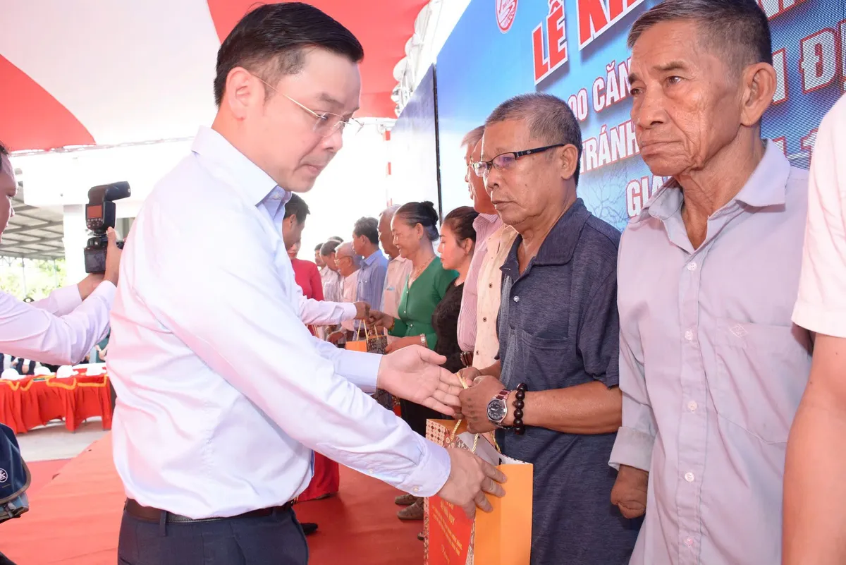 Đại tướng Phan Văn Giang dự lễ khởi công 100 căn nhà tránh lũ cộng đồng tại Đắk Lắk - Ảnh 2.