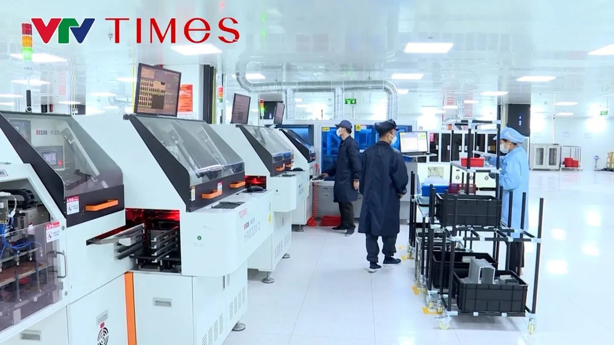 Bắc Ninh chuyển h&oacute;a nghị quyết th&agrave;nh động lực ph&aacute;t triển c&ocirc;ng nghiệp mới - Ảnh 3.