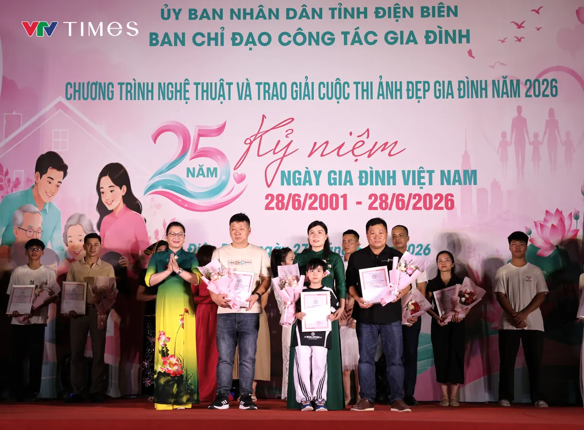 Điện Bi&ecirc;n: Lan tỏa y&ecirc;u thương từ những khung h&igrave;nh hạnh ph&uacute;c - Ảnh 6.