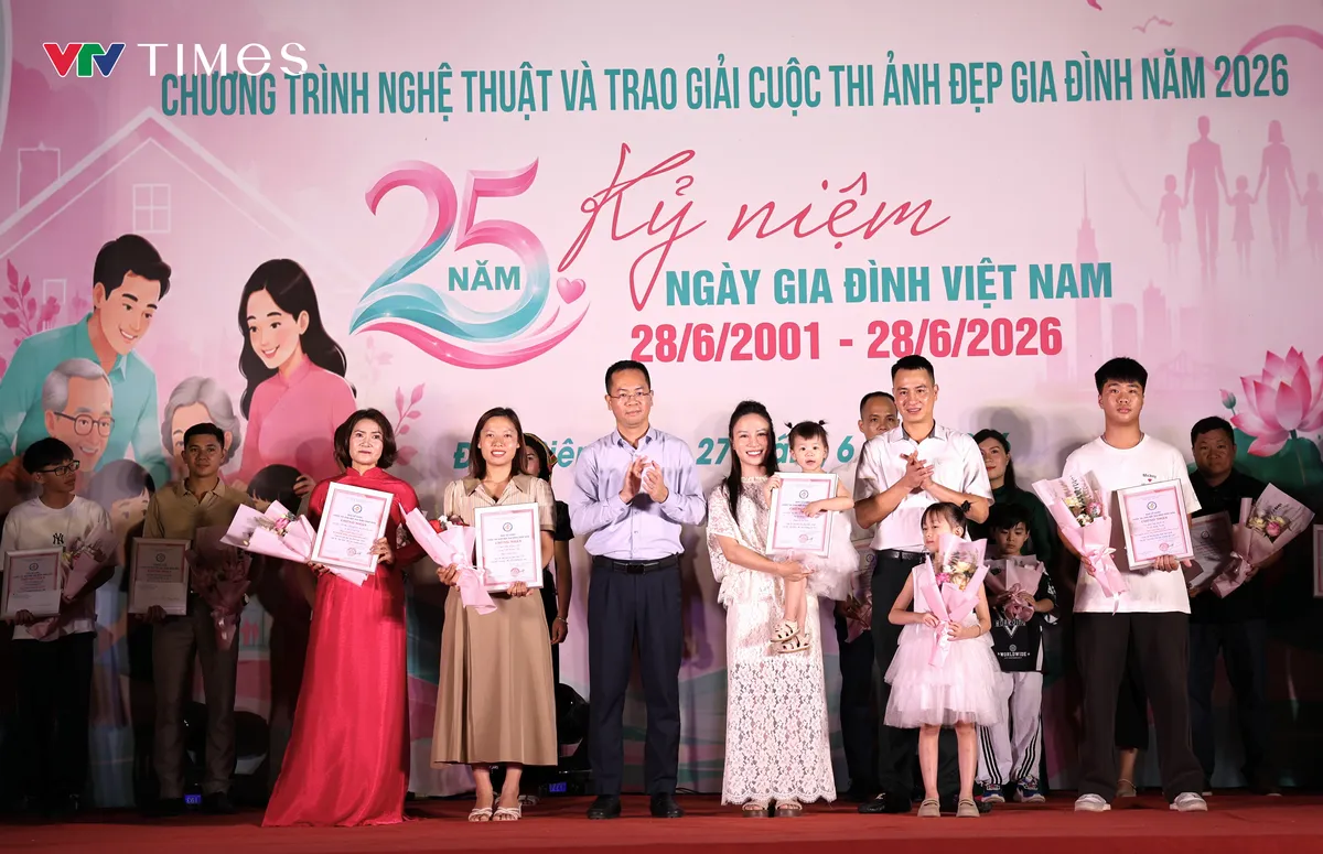 Điện Bi&ecirc;n: Lan tỏa y&ecirc;u thương từ những khung h&igrave;nh hạnh ph&uacute;c - Ảnh 7.