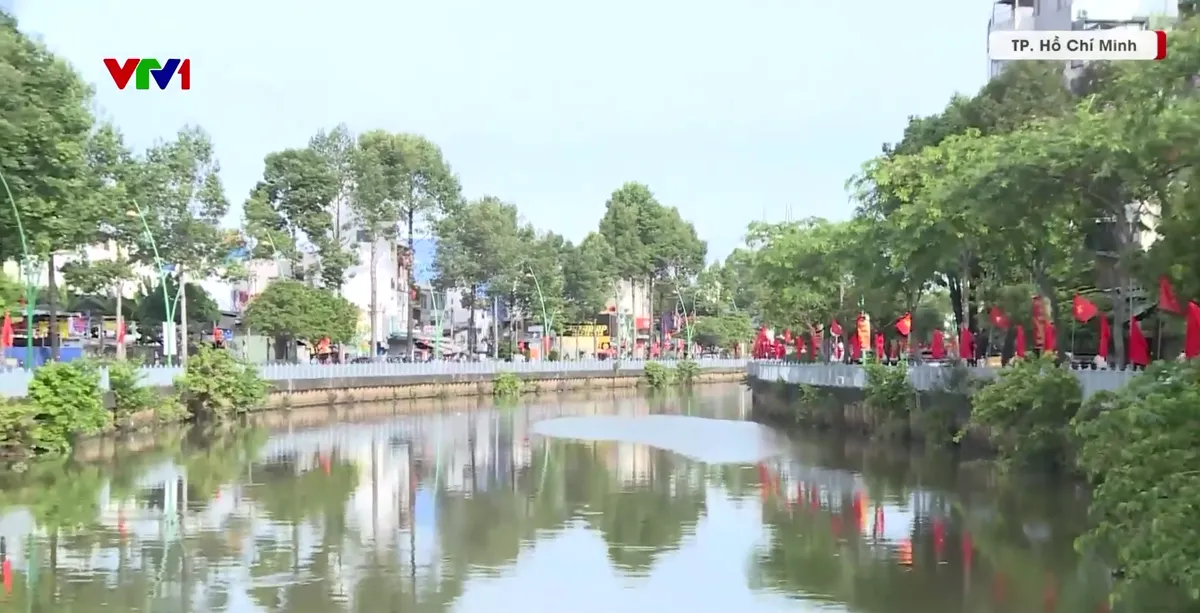 Hồi sinh những d&ograve;ng k&ecirc;nh, kiến tạo diện mạo mới cho TP Hồ Ch&iacute; Minh - Ảnh 1.