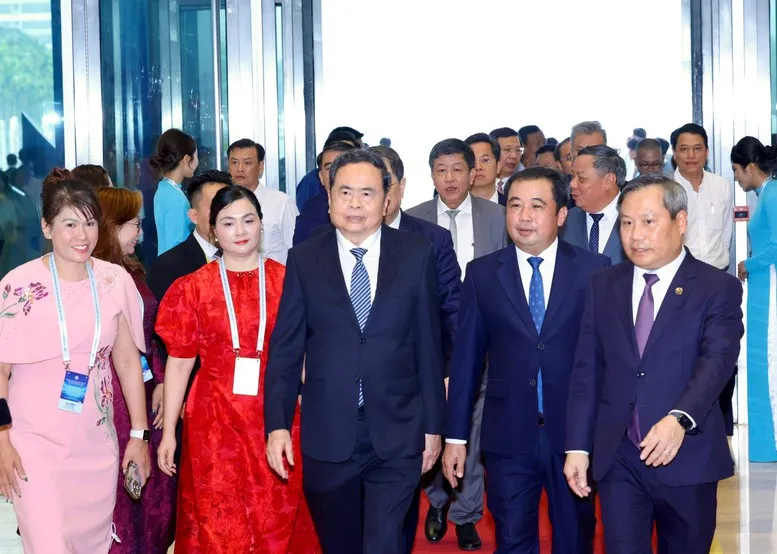 H&agrave; Nội ch&iacute;nh thức c&ocirc;ng bố Quy hoạch tổng thể tầm nh&igrave;n 100 năm, định h&igrave;nh kh&ocirc;ng gian ph&aacute;t triển mới- Ảnh 1.