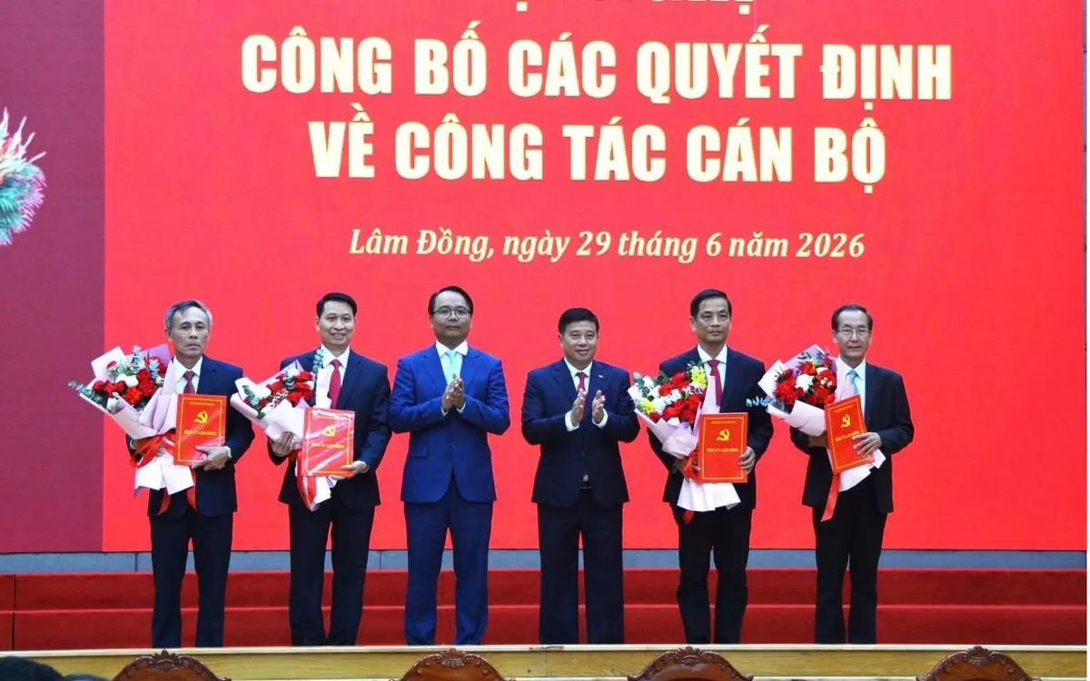 Lâm Đồng điều động, bổ nhiệm nhiều cán bộ chủ chốt.