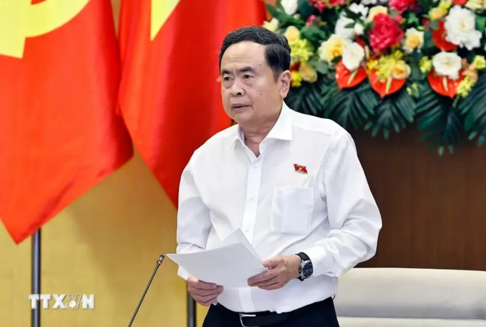 Chủ tịch Quốc hội: Tiếp tục thể hiện vai trò trung tâm trong thể chế hóa chủ trương của Đảng - Ảnh 2.