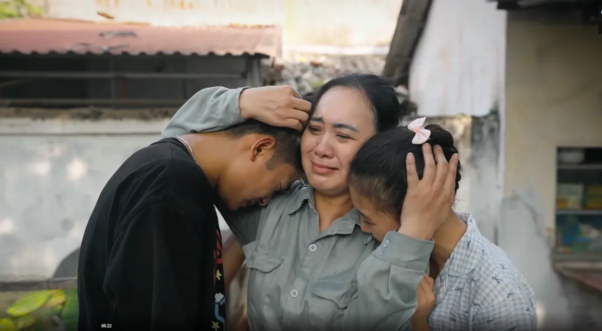Ph&iacute;a b&ecirc;n kia th&agrave;nh phố - Tập 22: Bị bố con Th&aacute;i dồn &eacute;p, Cương tuy&ecirc;n bố nghỉ học - Ảnh 4.