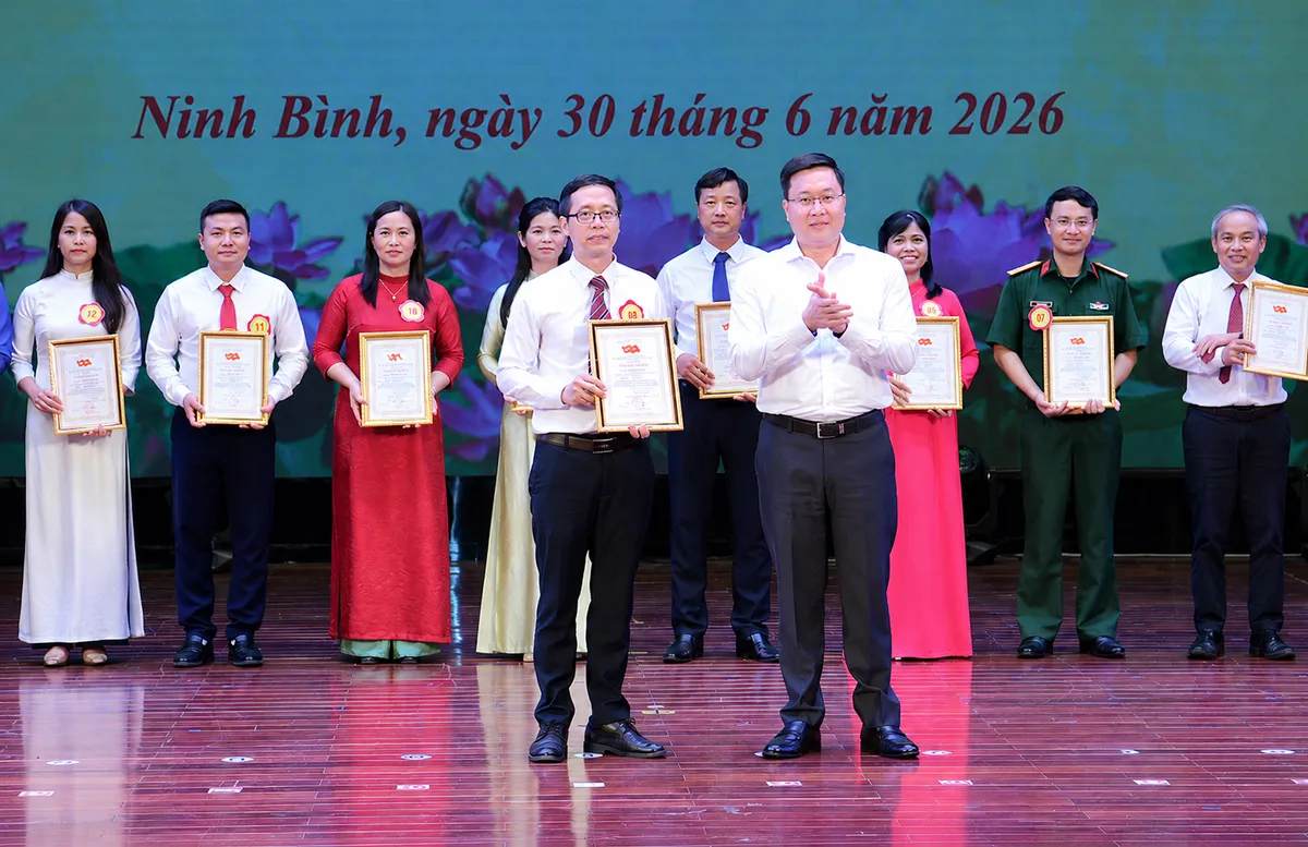 Ninh Bình: Đưa nghị quyết vào cuộc sống từ những “người truyền lửa” - Ảnh 5.
