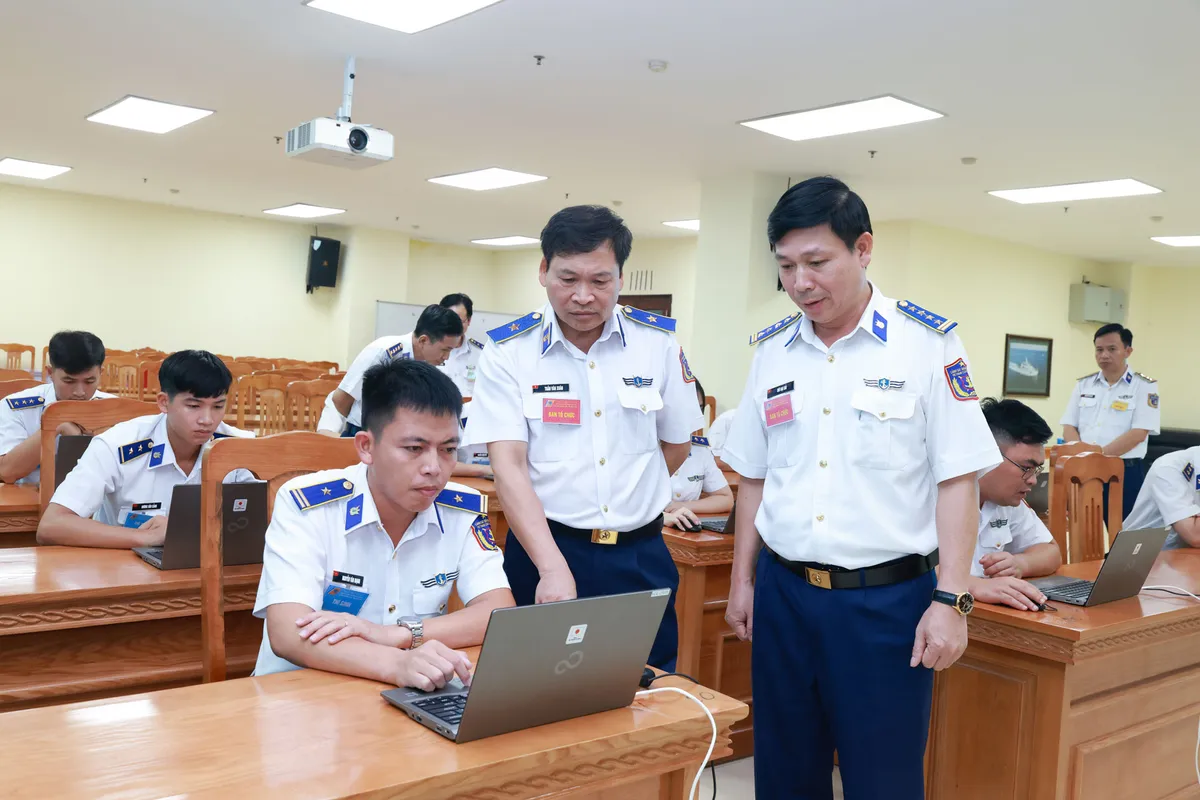 Tuổi trẻ Cảnh s&aacute;t biển Việt Nam đua t&agrave;i tại Hội thi c&aacute;n bộ Đo&agrave;n giỏi 2026 - Ảnh 4.