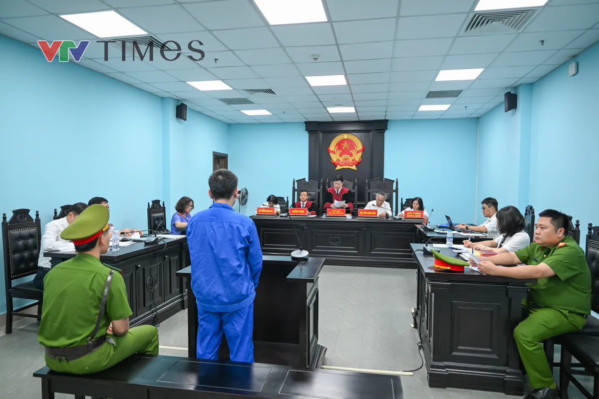 Tuy&ecirc;n phạt 20 năm t&ugrave; với t&agrave;i xế xe bồn cố &yacute; c&aacute;n chết nữ sinh ở H&agrave; Nội- Ảnh 1.