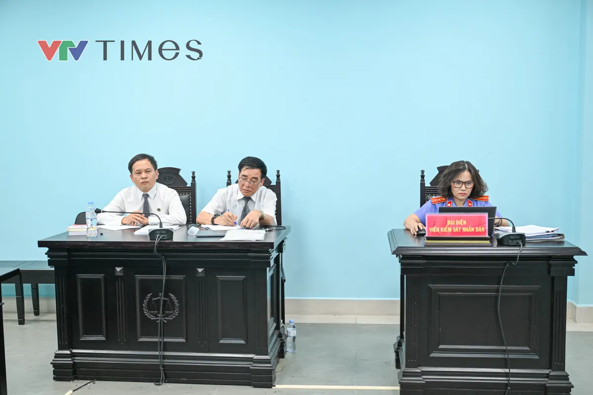 Tuy&ecirc;n phạt 20 năm t&ugrave; với t&agrave;i xế xe bồn cố &yacute; c&aacute;n chết nữ sinh ở H&agrave; Nội- Ảnh 5.
