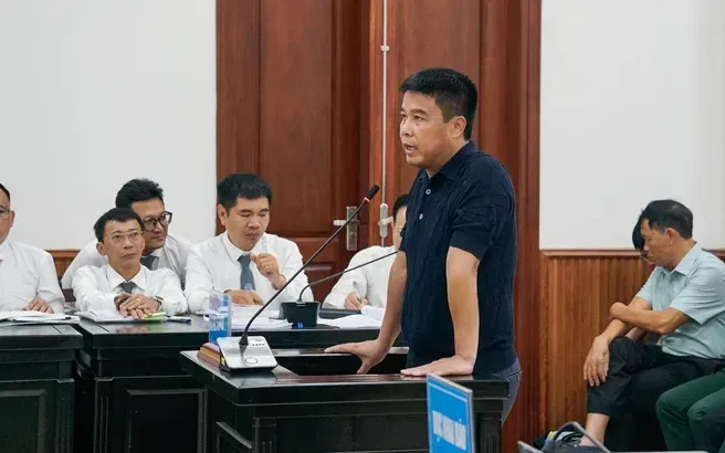 Chủ tịch Tập đoàn Phúc Sơn Nguyễn Văn Hậu (Hậu "Pháo") tại phiên tòa - Ảnh: BTT