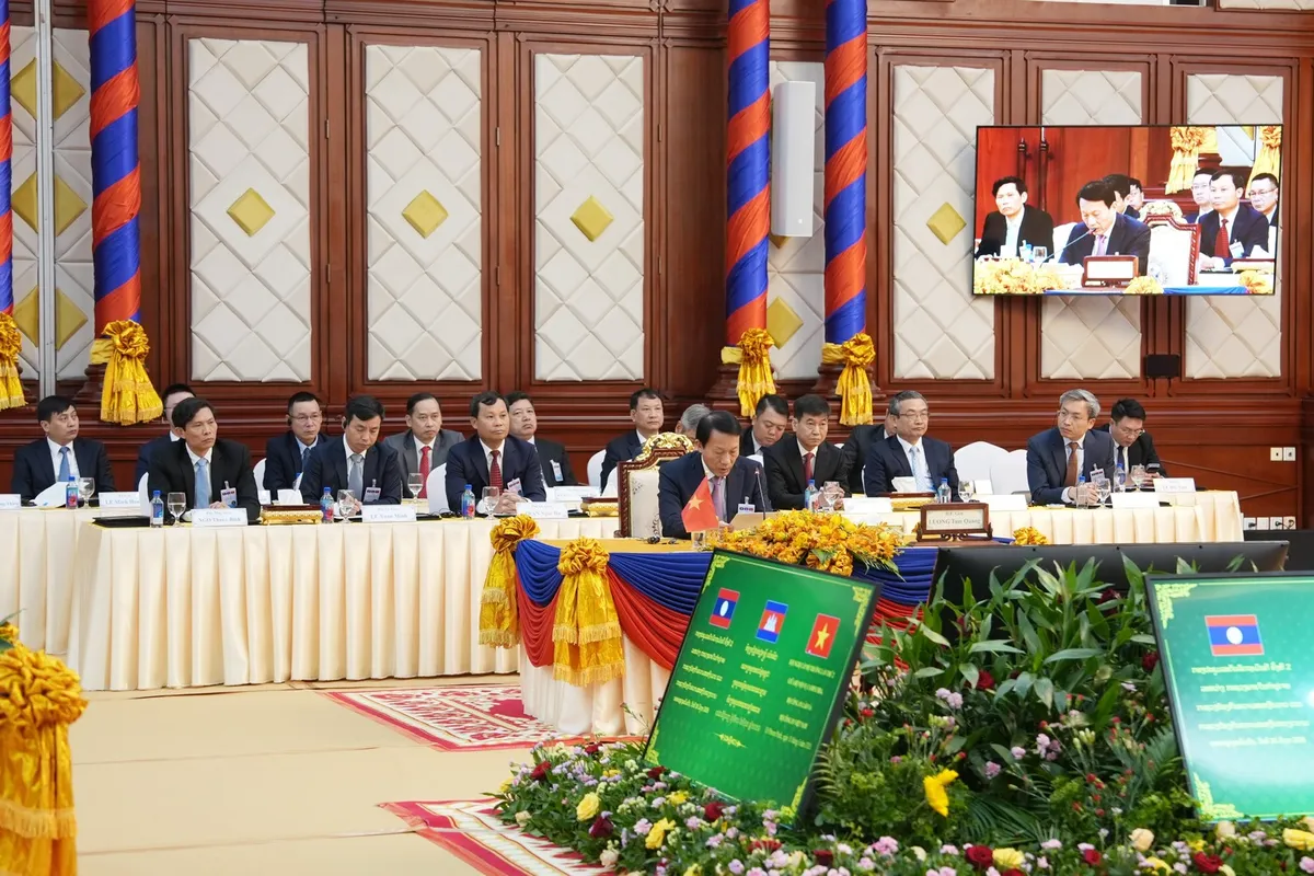 Việt Nam - Campuchia - Lào tăng cường hợp tác an ninh - Ảnh 1.