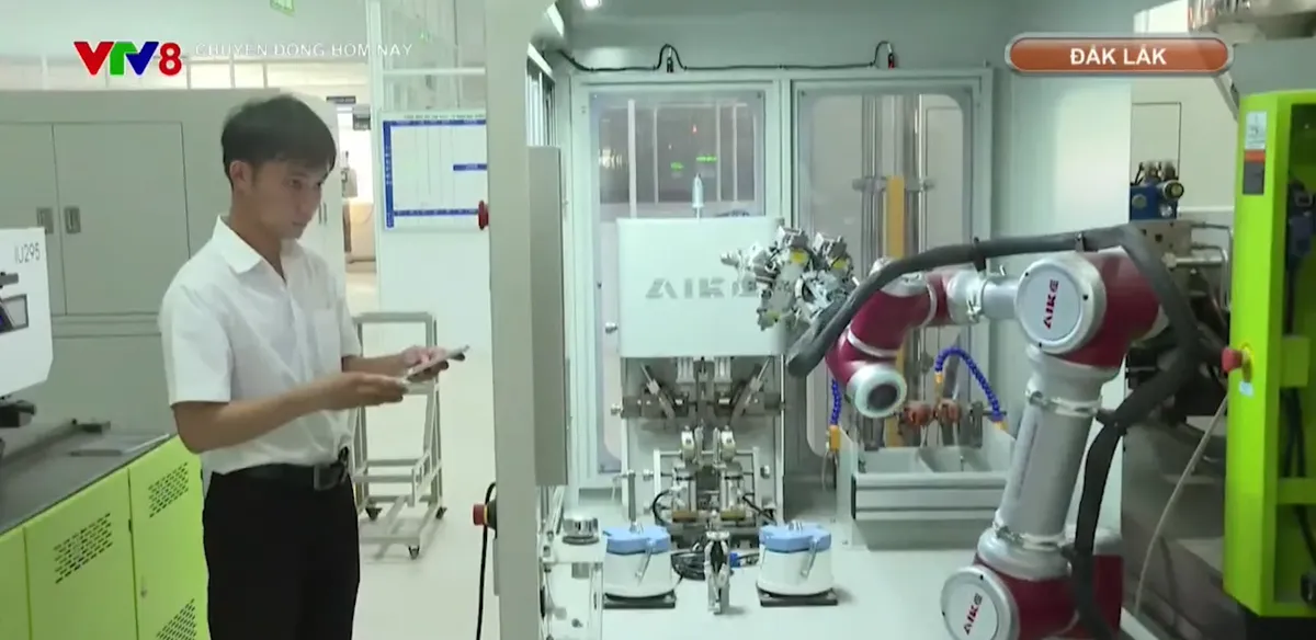Đắk Lắk mở "luồng xanh" cho các dự án trọng điểm- Ảnh 2. Đắk Lắk mở "luồng xanh" cho các dự án trọng điểm- Ảnh 2.