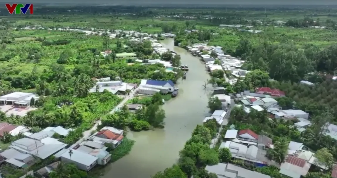 Thay đổi tư duy ph&ograve;ng chống sạt lở, th&iacute;ch ứng với thi&ecirc;n nhi&ecirc;n - Ảnh 1.