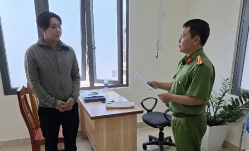 Thu&ecirc; &ocirc; t&ocirc; 390 triệu đồng rồi mang đi cầm cố lấy 46 triệu đồng ti&ecirc;u x&agrave;i, c&ocirc; g&aacute;i bị khởi tố- Ảnh 1.