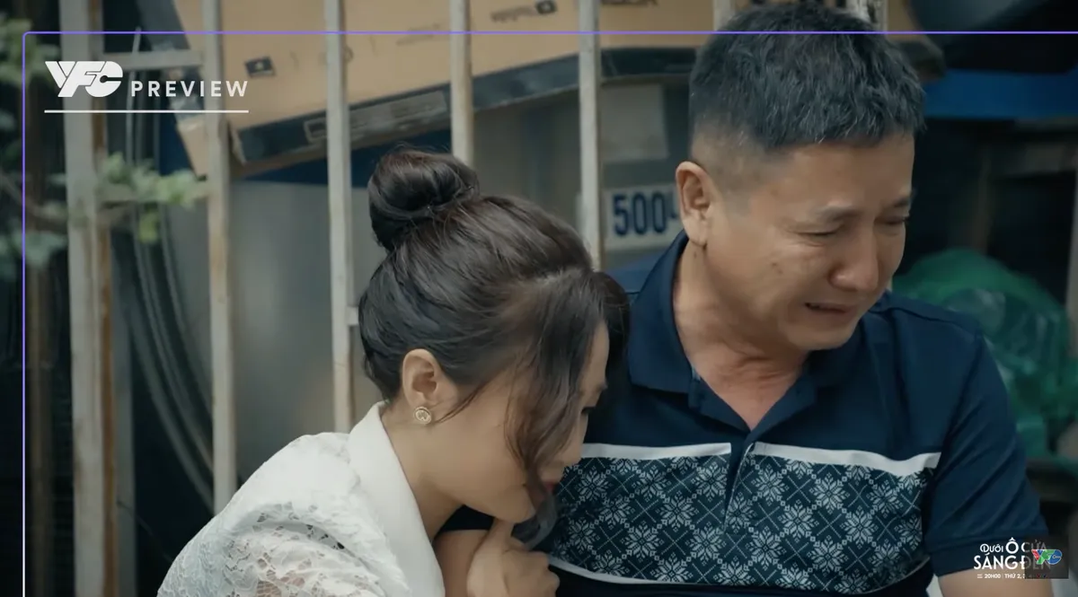 Dưới ô cửa sáng đèn - Tập 21: Mẹ Tài có ý gửi gắm con trai cho chị Nguyệt - Ảnh 1.