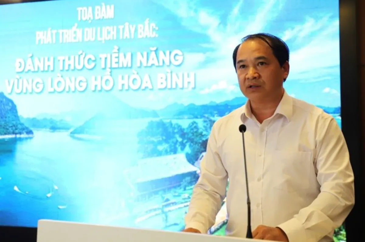Du lịch lòng hồ Hòa Bình: Tiềm năng lớn, cần thêm động lực phát triển - Ảnh 1.