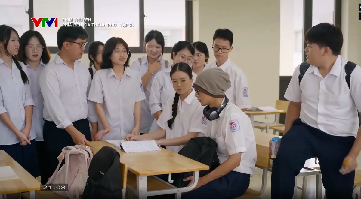 Phía bên kia thành phố - Tập 24: Cương trưởng thành, quyết định đi học làm lại cuộc đời - Ảnh 2.