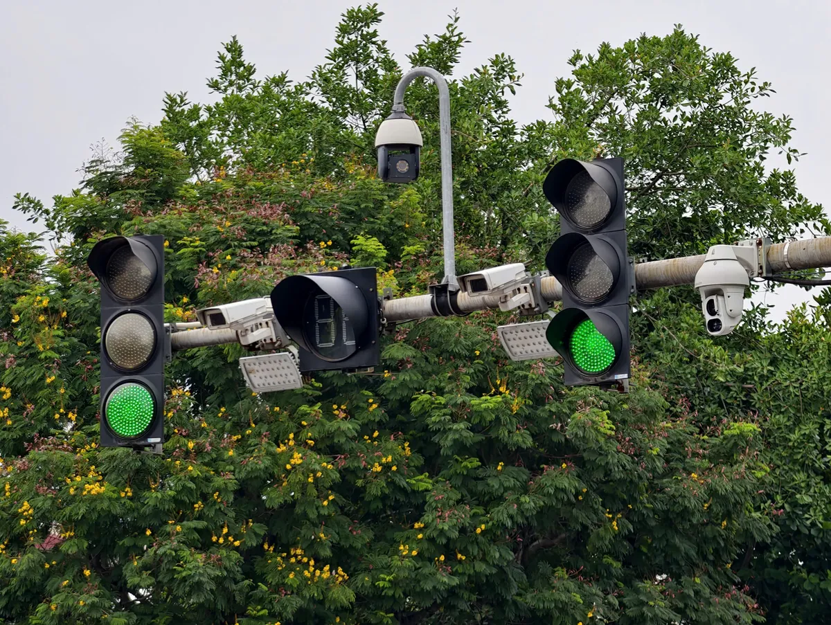 Hà Nội: Triển khai giai đoạn 2 hệ thống camera AI, từng bước nâng cao hiệu quả chỉ huy, điều hành giao thông - Ảnh 4.