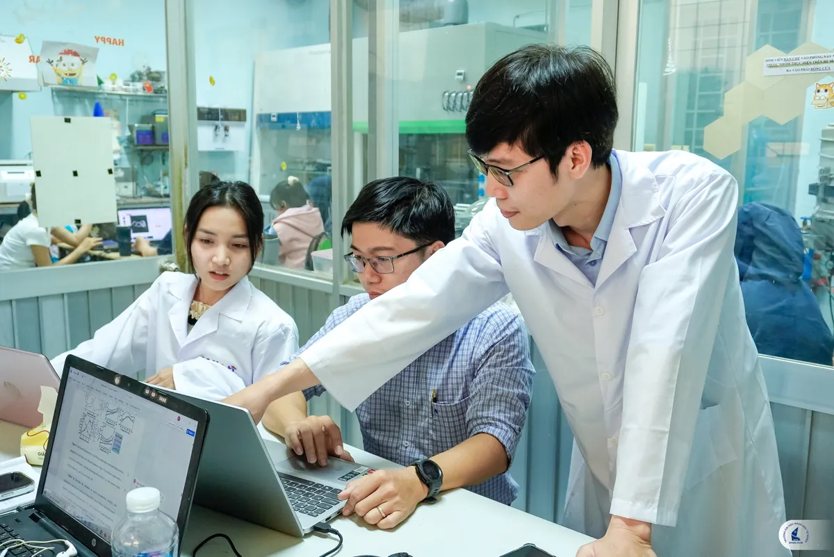 Tuổi trẻ TP Hồ Ch&iacute; Minh học theo B&aacute;c, viết tiếp những c&acirc;u chuyện đẹp - Ảnh 10.
