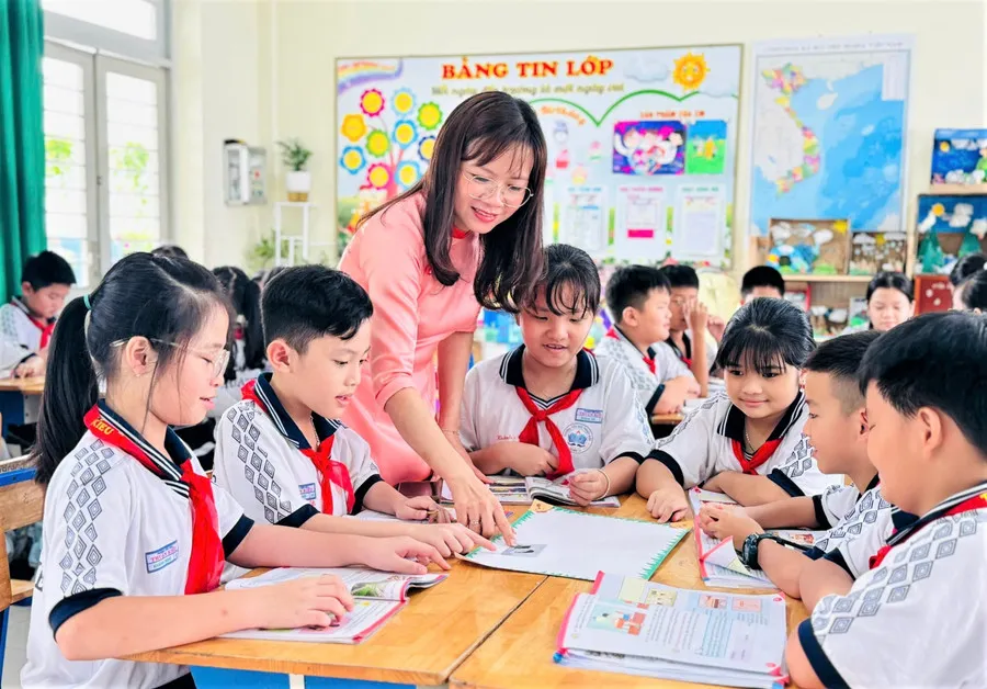 Chấm dứt đào tạo sư phạm tại các trường không phải trường sư phạm - Ảnh 1.