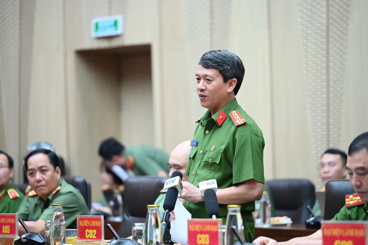 C&ocirc;ng an to&agrave;n quốc triệt ph&aacute; 73 vụ đ&aacute;nh bạc, c&aacute; độ b&oacute;ng đ&aacute; m&ugrave;a World Cup- Ảnh 1.