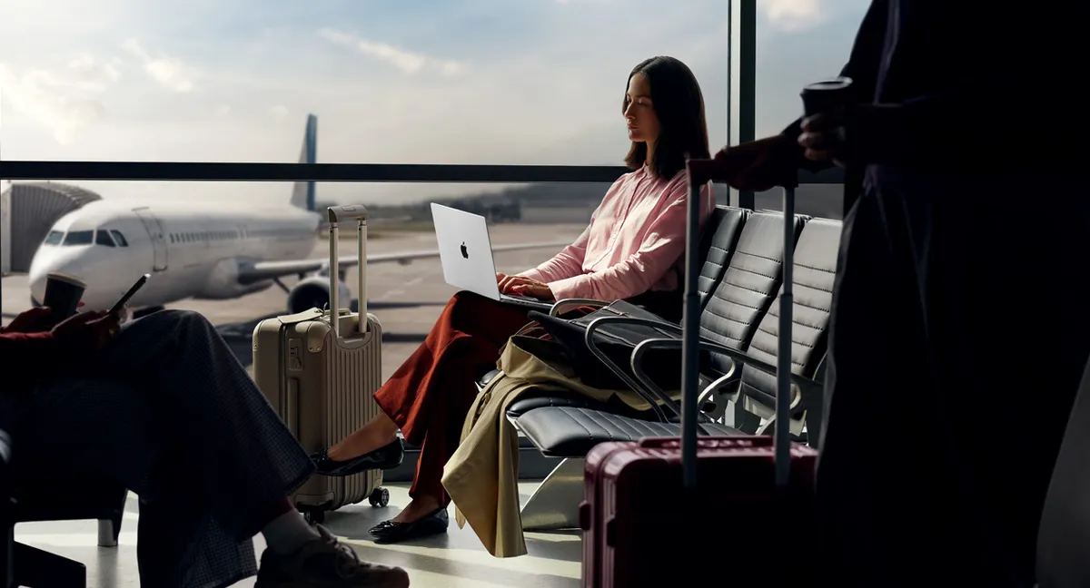 Apple có thể thiết kế lại MacBook Pro bản tiêu chuẩn - Ảnh 1.