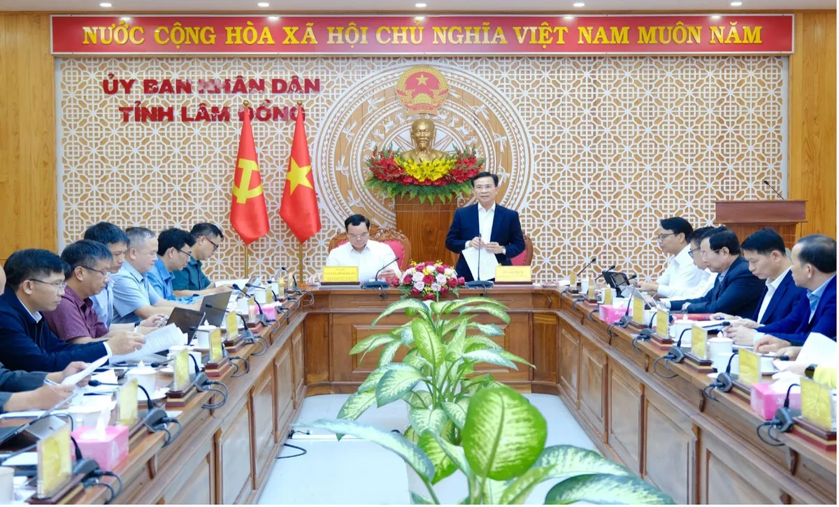 Bộ trưởng y&ecirc;u cầu L&acirc;m Đồng n&acirc;ng cao đời sống người d&acirc;n, đồng b&agrave;o d&acirc;n tộc thiểu số - Ảnh 1.