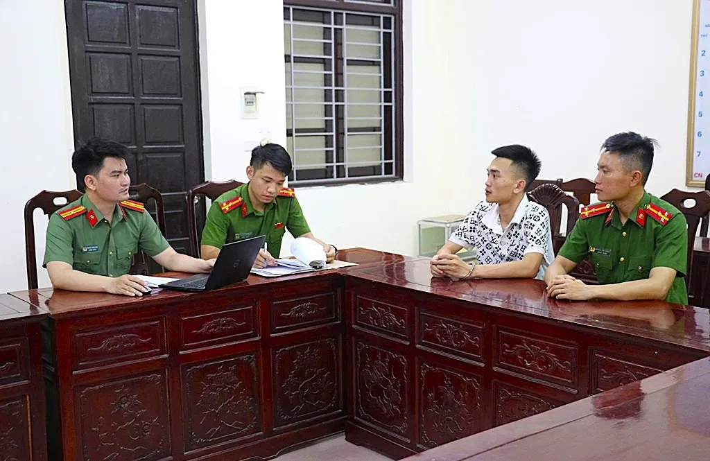Bắt giữ bị can trốn truy nã trong đường dây tổ chức đưa người sang châu Âu lao động trái phép- Ảnh 1. Bắt giữ bị can trốn truy nã trong đường dây tổ chức đưa người sang châu Âu lao động trái phép- Ảnh 1.
