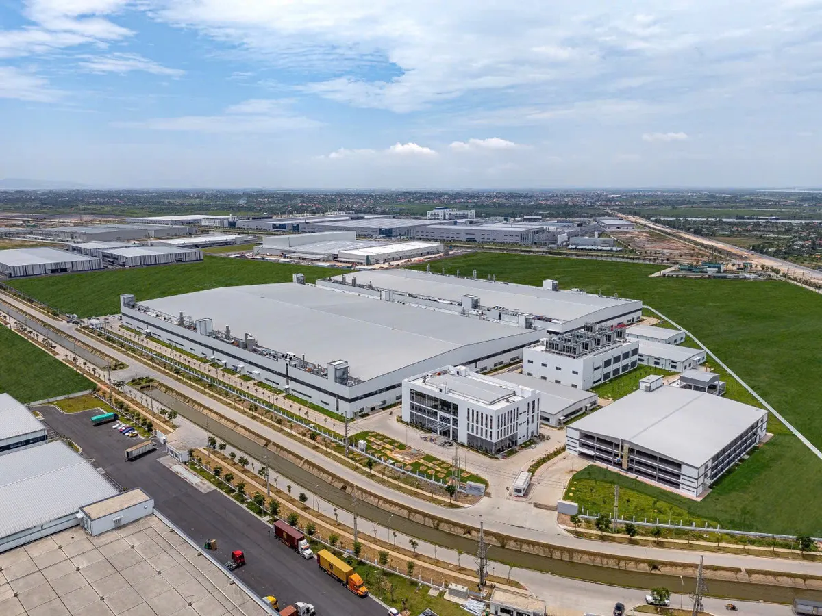 GRDP Quảng Ninh 6 tháng đầu năm 2026 ước đạt 11,11%, vượt kịch bản tăng trưởng- Ảnh 1.