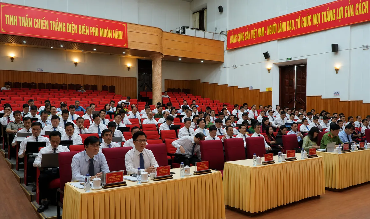 Điện Biên: Giữ nhịp tăng trưởng, quyết tâm bứt phá về đích - Ảnh 2.