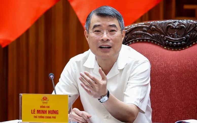 Thủ tướng Lê Minh Hưng chủ trì cuộc họp về xây dựng cơ sở dữ liệu quốc gia và phát triển công nghệ chiến lược. Ảnh: VGP