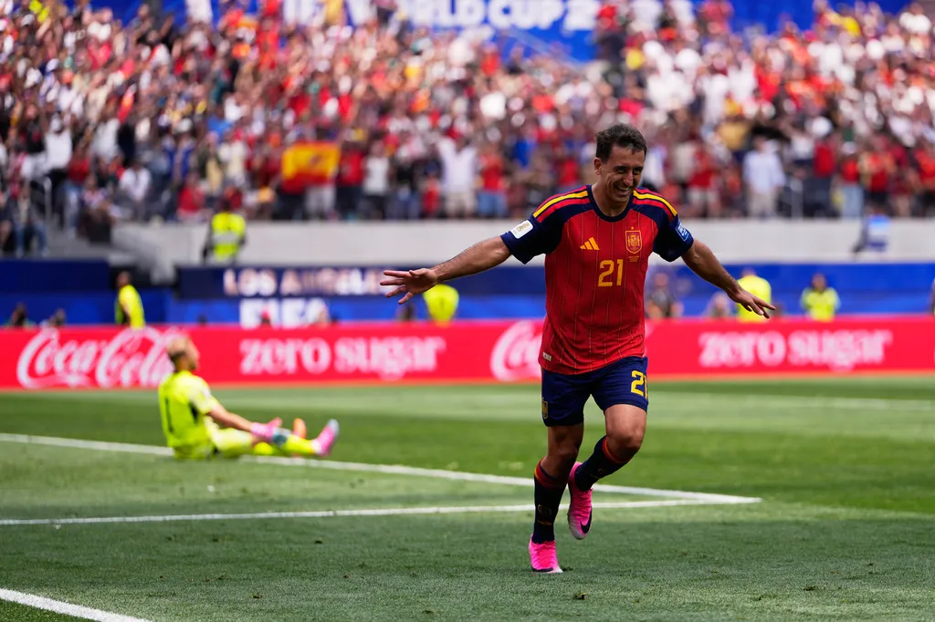 Bình luận FIFA World Cup 2026™: Bồ Đào Nha trước đại chiến Tây Ban Nha - Ảnh 3.