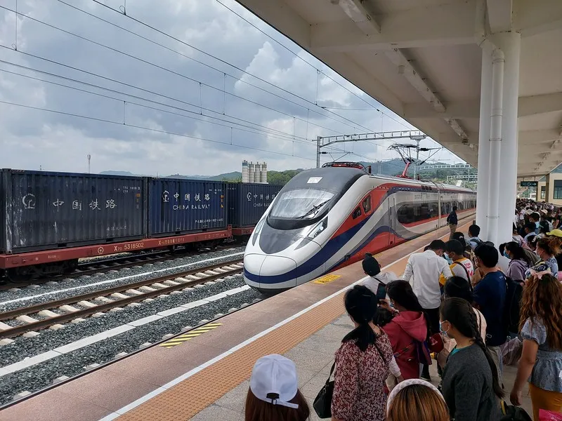 Đường sắt Trung Quốc - Lào: Hành lang vận tải quan trọng của khu vực- Ảnh 1.