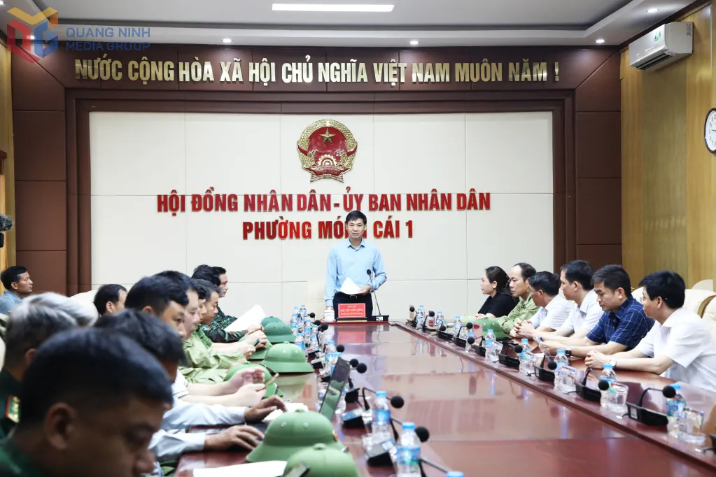 Quảng Ninh rà soát điểm xung yếu, sẵn sàng phương án sơ tán dân trước bão số 1 - Ảnh 1.