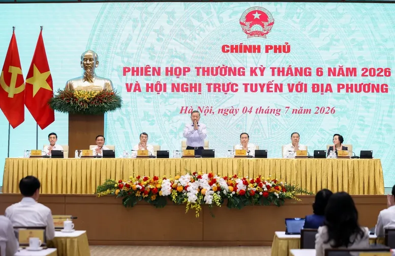 Bộ trưởng Ngô Văn Tuấn: Nền kinh tế đạt nhiều kết quả quan trọng nhưng còn nhiều thách thức để tăng trưởng 2 con số
- Ảnh 1.
