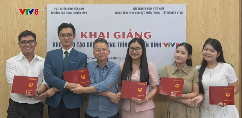VTV8 khai giảng khóa đào tạo người dẫn chương trình- Ảnh 1. VTV8 khai giảng khóa đào tạo người dẫn chương trình- Ảnh 1.