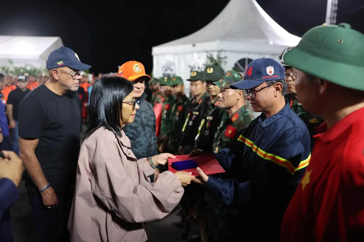 Venezuela tri &acirc;n Đo&agrave;n cứu nạn Việt Nam, gửi thư cảm ơn tới Tổng B&iacute; thư, Chủ tịch nước T&ocirc; L&acirc;m- Ảnh 1.