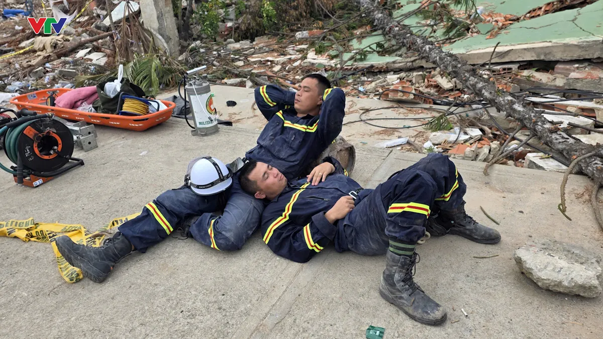 Khoảnh khắc nghỉ ngơi của Đội Cứu nạn, cứu hộ Việt Nam tại Venezuela- Ảnh 2.