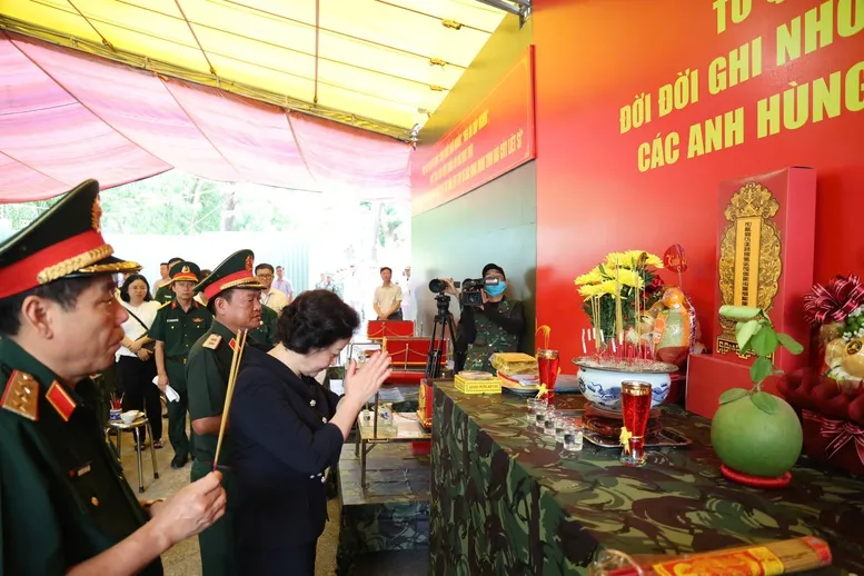 Bảo đảm buổi Lễ triển khai tìm kiếm, quy tập hài cốt liệt sĩ tại Công viên Lê Thị Riêng diễn ra trang trọng, chu đáo - Ảnh 3.