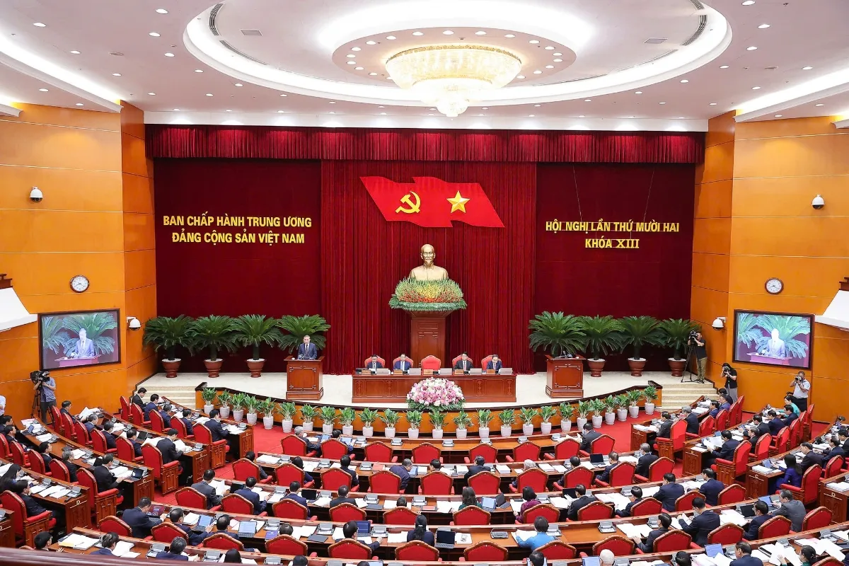 Bộ Chính trị ban hành quy định mới về tổ chức Hội nghị Trung ương, họp định kỳ 2 lần mỗi năm- Ảnh 1. Bộ Chính trị ban hành quy định mới về tổ chức Hội nghị Trung ương, họp định kỳ 2 lần mỗi năm- Ảnh 1.