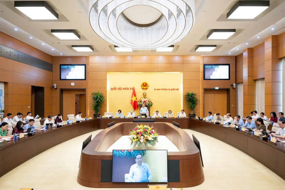 Chủ tịch Quốc hội: Đổi mới tư duy để n&acirc;ng tầm tham mưu, quyết liệt h&agrave;nh động để n&acirc;ng cao hiệu quả  - Ảnh 3.