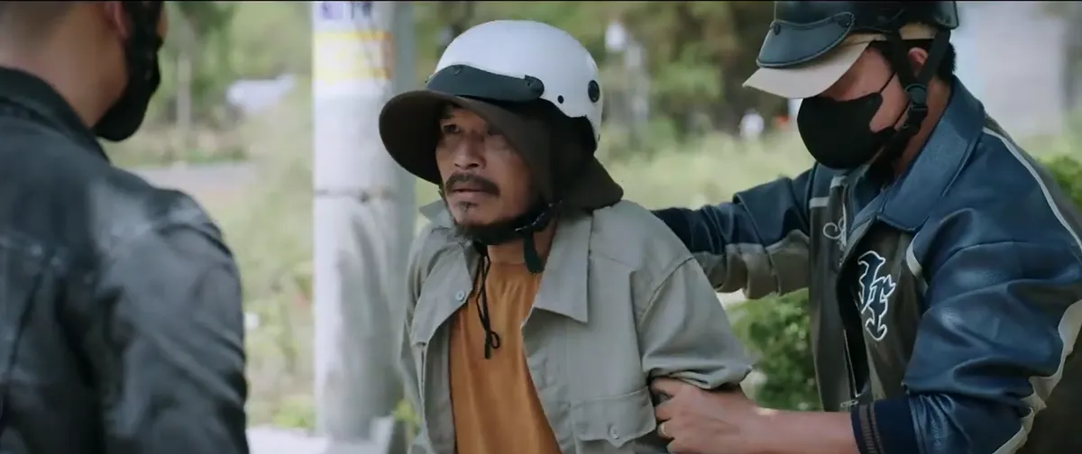 Trời cao nguyên xanh - Tập 1: Lực lượng an ninh bắt giữ một số đối tượng liên quan vụ đốt nhà và nổ kho bạc - Ảnh 3.