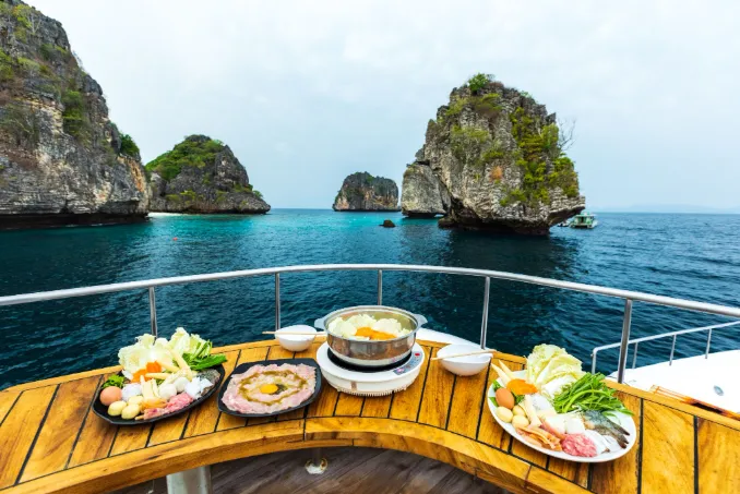 Khám phá cung đường biển tuyệt đẹp ở Thái Lan: Phuket - Krabi - Phang Nga- Ảnh 1.