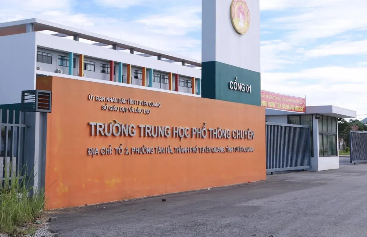 Ph&oacute; Thủ tướng y&ecirc;u cầu r&agrave; so&aacute;t kết quả thi tốt nghiệp THPT 2026 tr&ecirc;n to&agrave;n quốc- Ảnh 1.