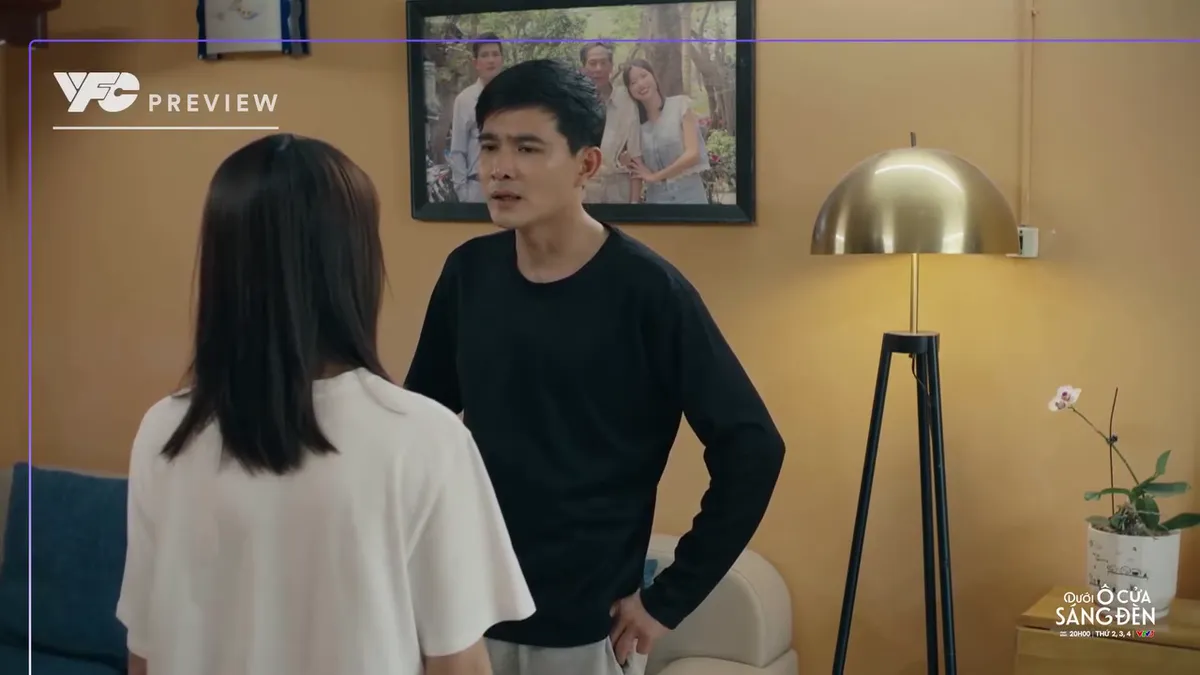 Dưới ô cửa sáng đèn - Tập 23: Người yêu cũ của Diệu bất ngờ trở về- Ảnh 1.