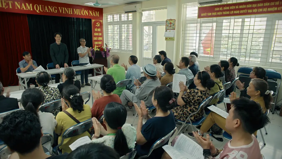 Dưới ô cửa sáng đèn - Tập 23: 'Tổng tài' Sơn mua công ty giúp Diệu?- Ảnh 1.