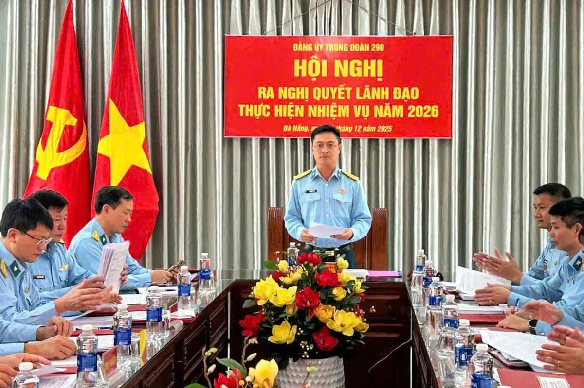 Chiến sĩ Ra đa miền Trung "vượt nắng lửa", tăng tốc chuyển đổi số trước mùa hội thao - Ảnh 4.